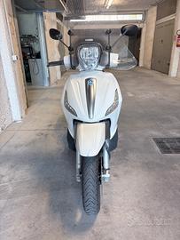 Piaggio beverly 350 st