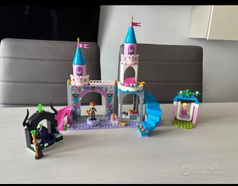 Lego 43211 Il castello di Aurora