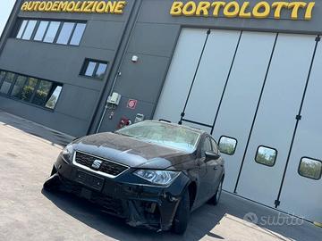 SEAT IBIZA KJ per ricambi usati DBY