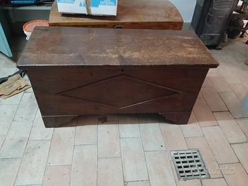 vecchia cassapanca dell800