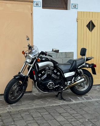 Yamaha V-Max