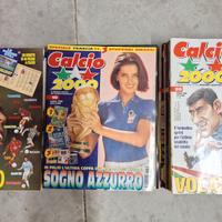 Rivista Calcio 2000 + album figurine + mazzi carte
