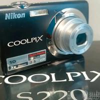 Nikon Coolpix S220 fotocamera digitale 