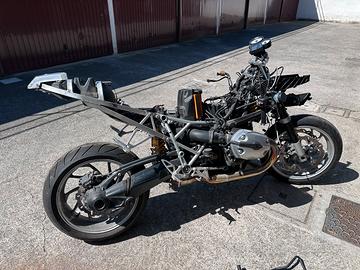 Smembro BMW R1200S motore centraline cerchi telaio
