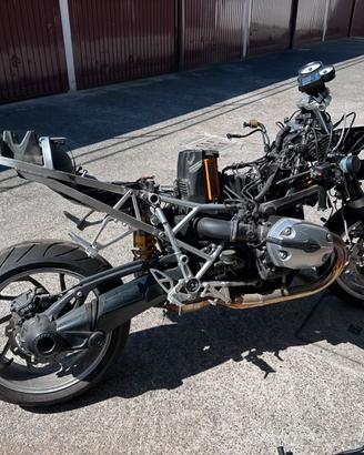 Smembro BMW R1200S motore centraline cerchi telaio