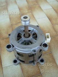 MOTORE PER LAVATRICE perfettamente funzionante