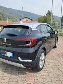CAPTUR II INTENS con cambio automatico