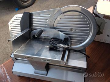 ASPIRAPOLVERE LG-D2000+AFFETTATRICE IDEALE X B&B