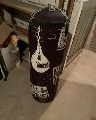 sacco da boxe più staffa 