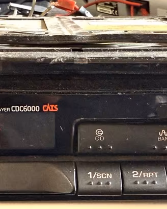 AUTORADIO CD CLARION CDC-6000 VINTAGE RARO