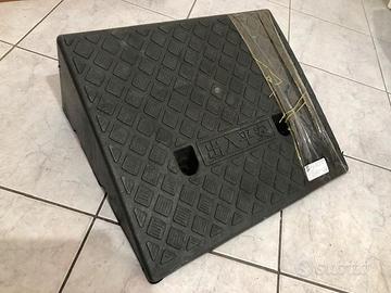 Rampa gradino-marciapiede H17x50x40cm