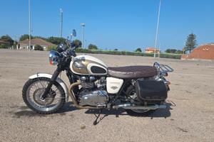 Ttriumph Bonneville T100