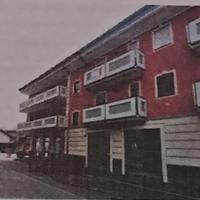 Locale commerciale per attività