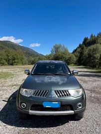 PICK-UP MITSUBISHI L200