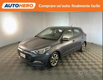 HYUNDAI i20 NP25571