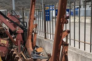 Apripista per Fiat 605 stretto