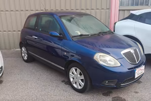 Lancia Ypsilon 3 Porte Ypsilon 1.2 8v New Oro (oro