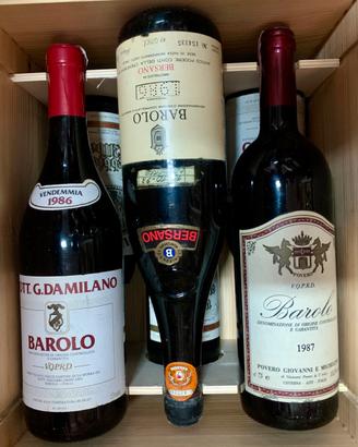 Vecchie bottiglie di vino Brunello, Barolo