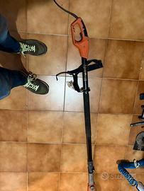 Motosega BLACK+DECKER