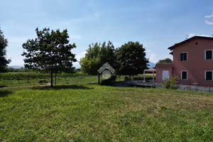 BIFAMILIARE A BREGANZE