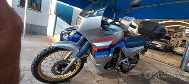 Honda XL 600 V Transalp - 1987