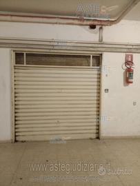 Box/Posto auto Trani [A4358052]