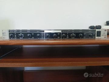 crossover behringer super x pro 