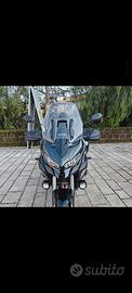 Kawasaki Versys 1000 SE Grand Tourer