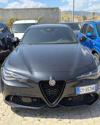 Alfa Romeo Giulia Q4 Veloce
