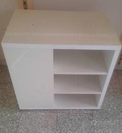 Mobiletto con 2 ripiani 70x45