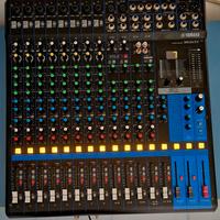 Mixer YAMAHA MG16XU