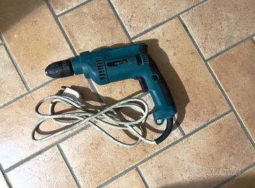 Trapano elettrico Makita professionale.