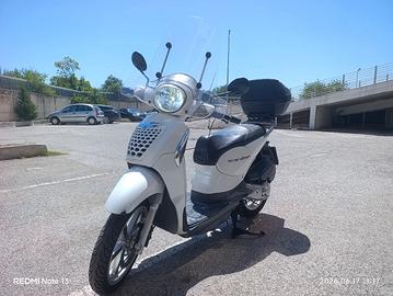 scarabeo 200