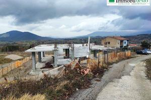 Villa di 150 m² con più di 5 locali a Pignola