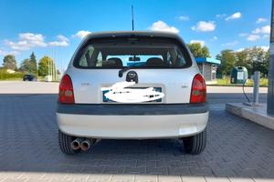Opel Corsa 1.2 16v anno 2000