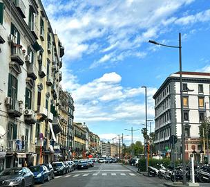 3 LOCALI A NAPOLI