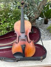 Violino antico dell’800