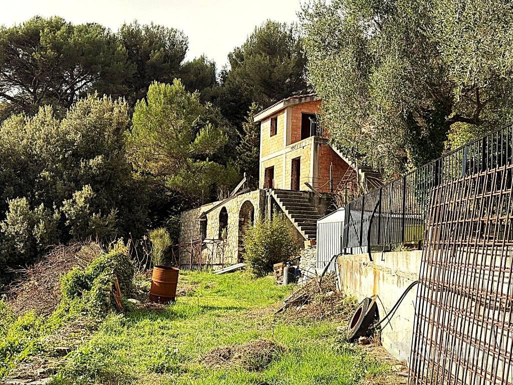 Casa – Sanremo, Coldirodi - Altro