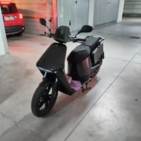 WOW 775 e scooter 2022 125