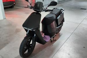 WOW 775 e scooter 2022 125