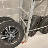 Gomme 4 stagioni Suv e cerchi in Lega Mak