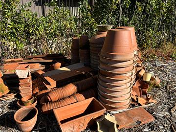 Vasi di terracotta di vari misure  3716224522
