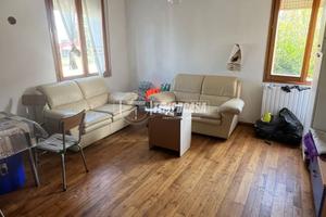 Trilocale in piccolo contesto