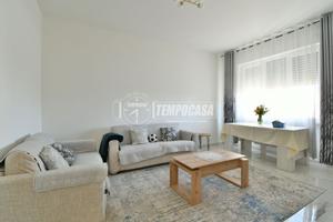 APPARTAMENTO CON 3 CAMERE RISTRUTTURATO !!