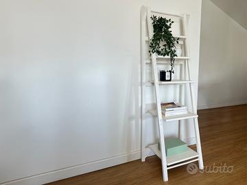 Scala libreria in legno