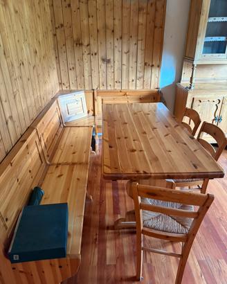 Tavolo in stile montano