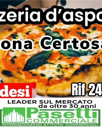 PIZZERIA D'ASPORTO di mq 60 con 2 vetrine