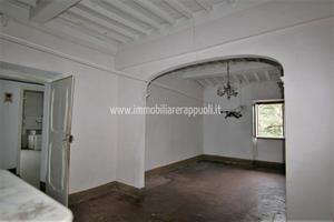 AP1088 - Appartamento da Ristrutturare nel Cuore d
