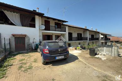 CASA SEMINDIPENDENTE A GIAVENO