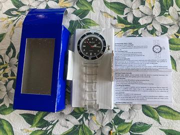 Orologio da polso al quarzo. Unisex. Nuovo